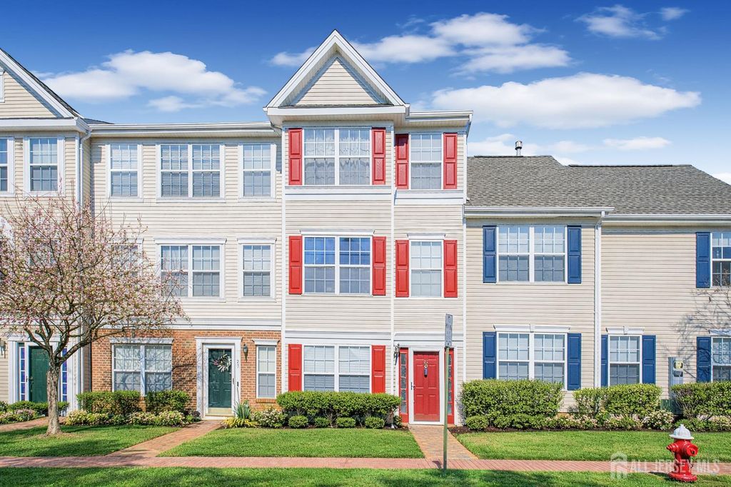 25 Puchala Drive, Sayreville, NJ 08859