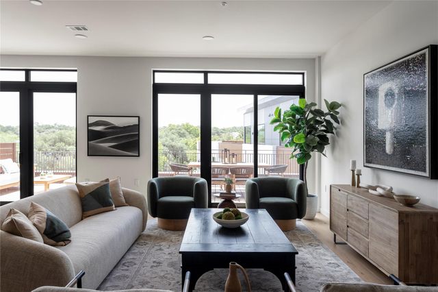 2209 S 1st. ST 408, Austin, TX 78704