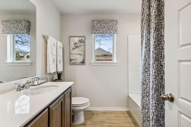 701 Stone Eagle Drive, Azle, TX 76020