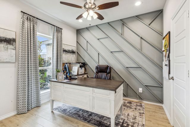 701 Stone Eagle Drive, Azle, TX 76020