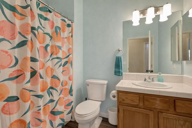 1060 Yolanda Dr, Yuba City, CA 95993