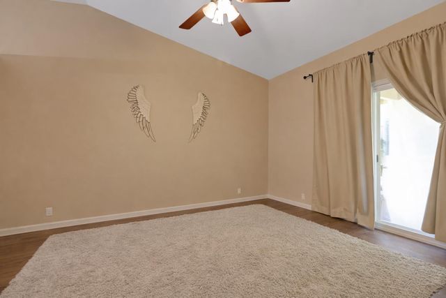 1060 Yolanda Dr, Yuba City, CA 95993