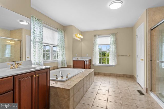 507 KELLEHER DR, Landenberg, PA 19350