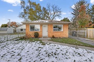 1826 Newport Avenue, Toledo, OH 43613