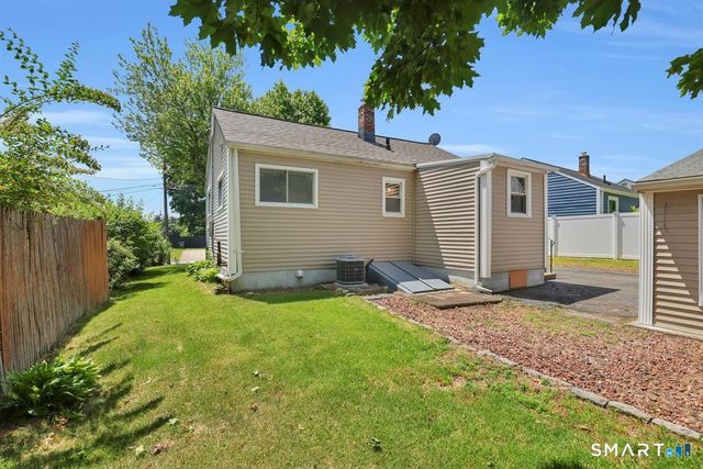 13 Predem Road, Bristol, CT 06010
