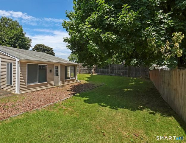 13 Predem Road, Bristol, CT 06010