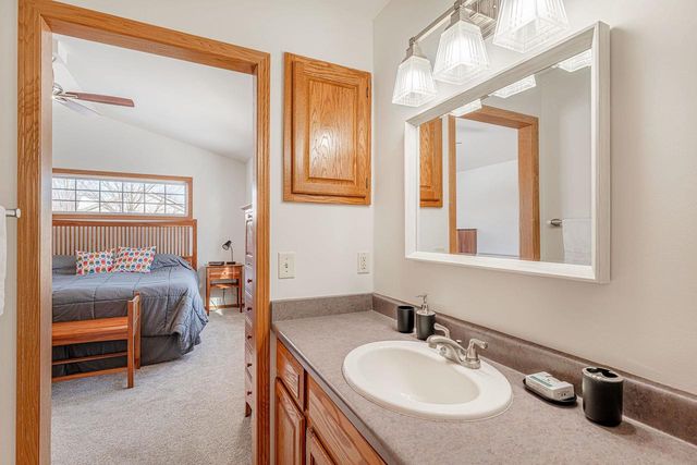 601 AZTALAN Drive, Madison, WI 53718