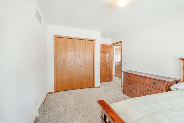 601 AZTALAN Drive, Madison, WI 53718