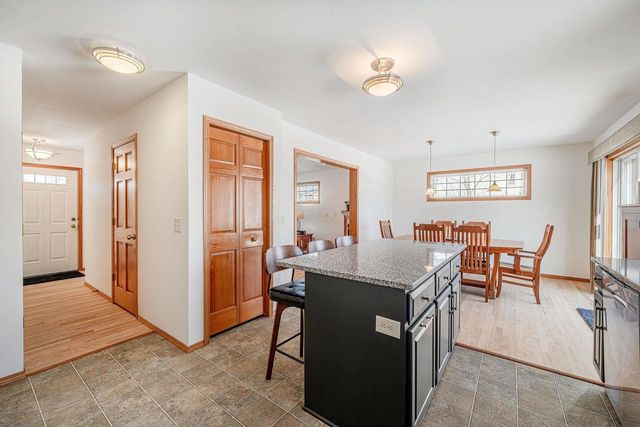 601 AZTALAN Drive, Madison, WI 53718