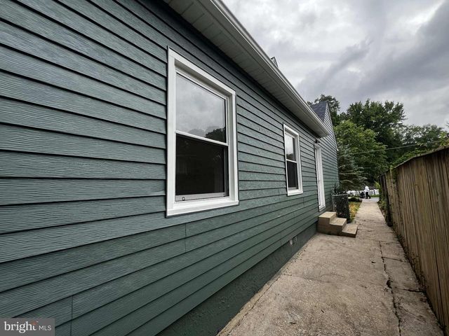 3910 ONEIDA PL, Hyattsville, MD 20782