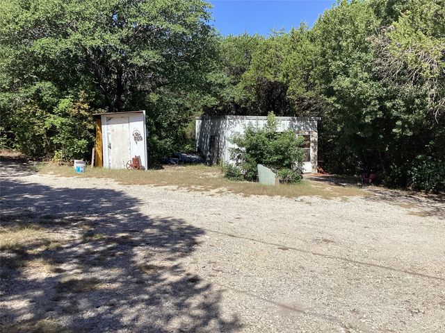 1225 Cedar Break Court, Cleburne, TX 76033