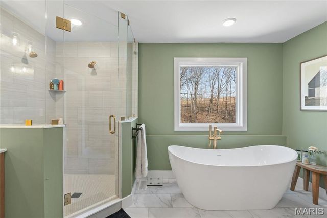 2317 Fiddlers Close Road, Washington, MO 63090