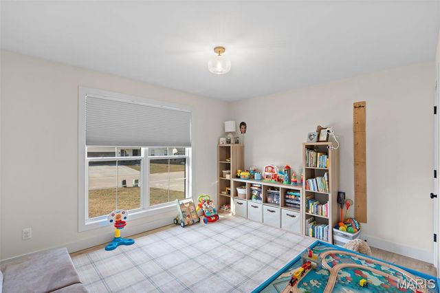 2317 Fiddlers Close Road, Washington, MO 63090