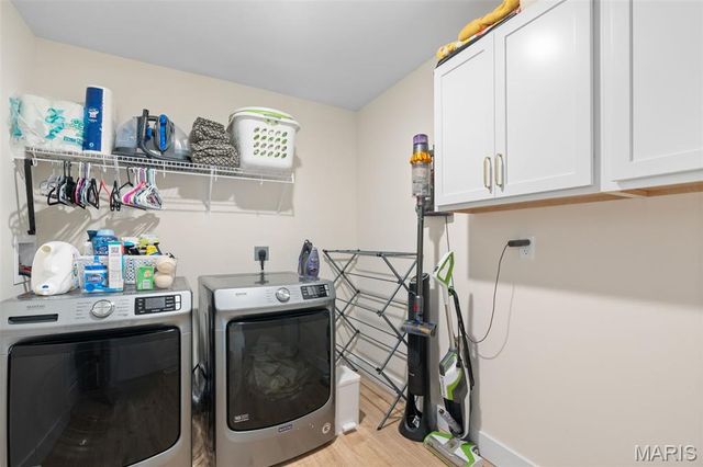 2317 Fiddlers Close Road, Washington, MO 63090