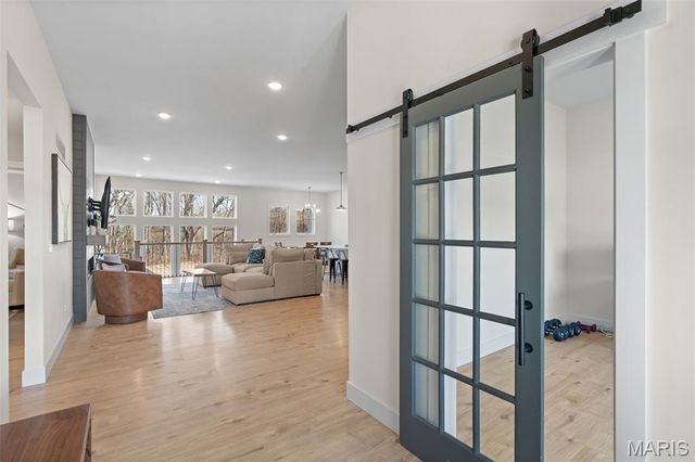 2317 Fiddlers Close Road, Washington, MO 63090