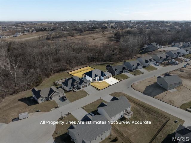 2317 Fiddlers Close Road, Washington, MO 63090