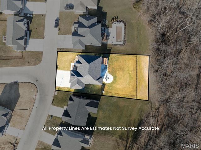 2317 Fiddlers Close Road, Washington, MO 63090