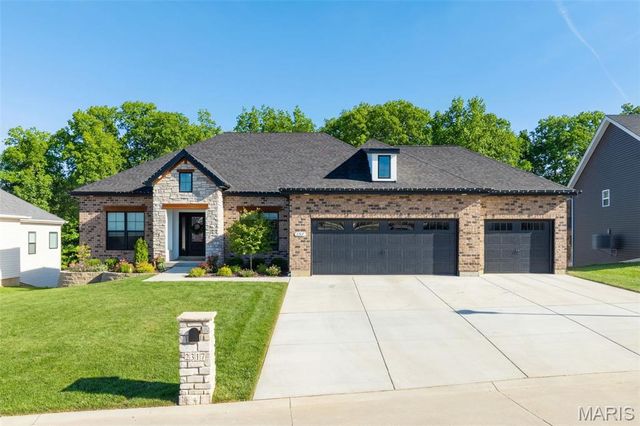 2317 Fiddlers Close Road, Washington, MO 63090