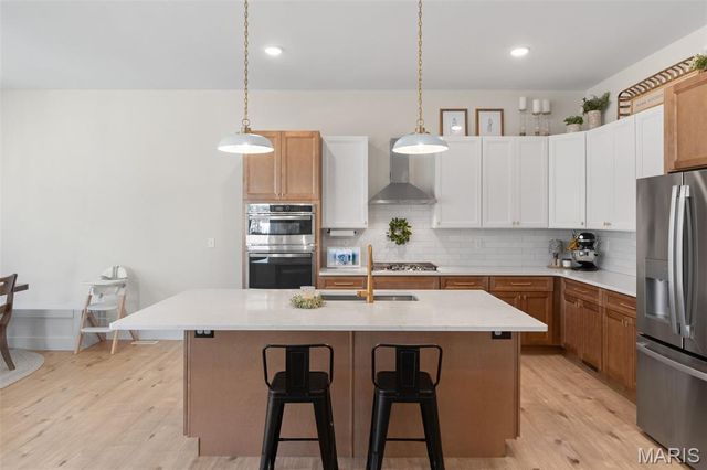 2317 Fiddlers Close Road, Washington, MO 63090