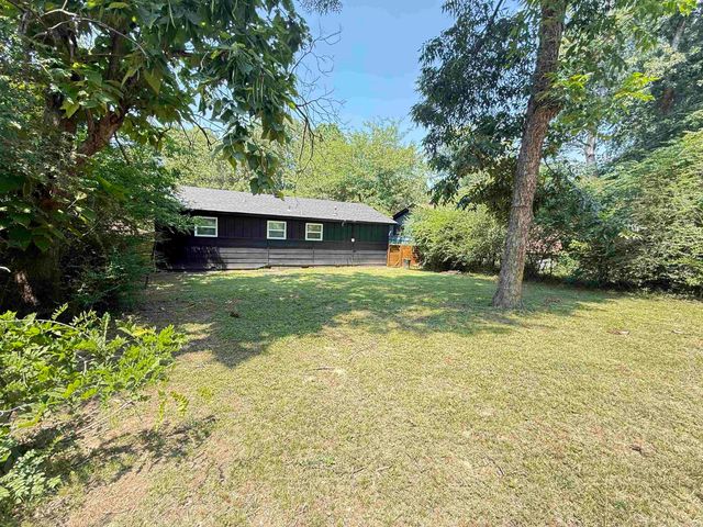 7401 Redwood Drive, Little Rock, AR 72209