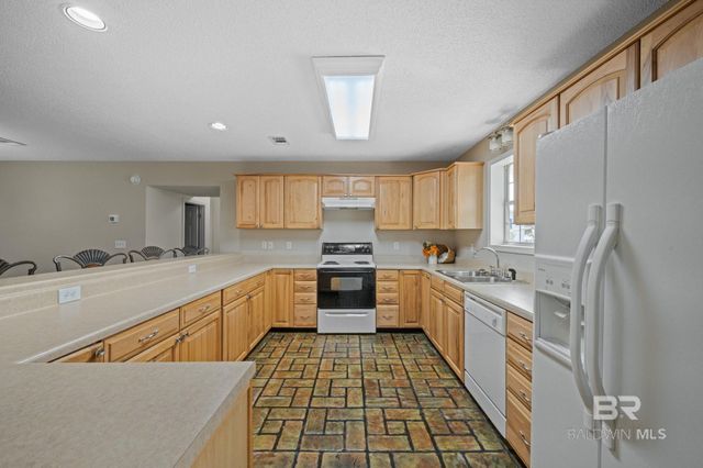 5584 Pensacola Avenue, Orange Beach, AL 36561