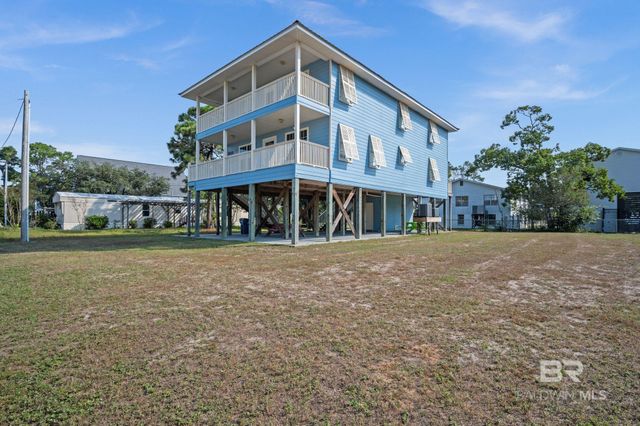5584 Pensacola Avenue, Orange Beach, AL 36561