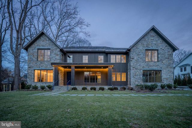 7029 LONGWOOD DR, Bethesda, MD 20817