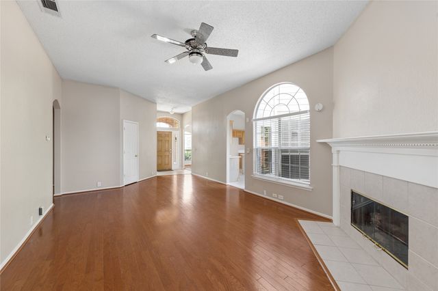 10613 Brandenberg Drive, Frisco, TX 75035
