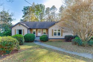 1303 Summit Chase Drive, Snellville, GA 30078