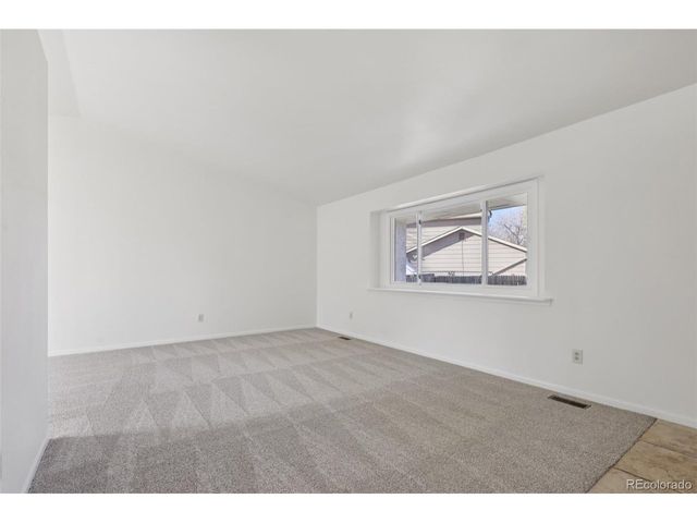 3128 Sweet Gum Ct, Loveland, CO 80538