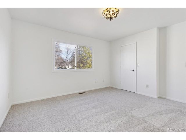 3128 Sweet Gum Ct, Loveland, CO 80538