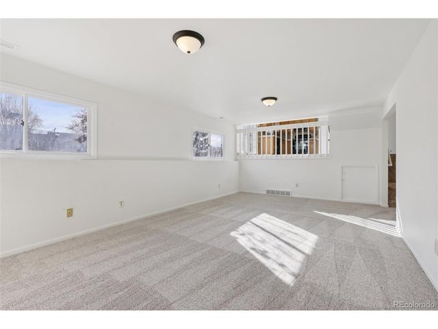 3128 Sweet Gum Ct, Loveland, CO 80538