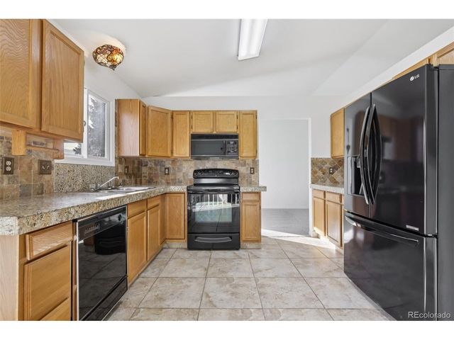 3128 Sweet Gum Ct, Loveland, CO 80538