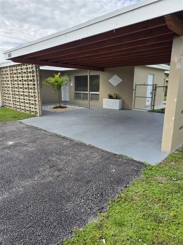 301 Pennsylvania Ave, Fort Lauderdale, FL 33312