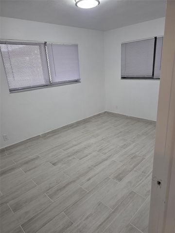 301 Pennsylvania Ave, Fort Lauderdale, FL 33312