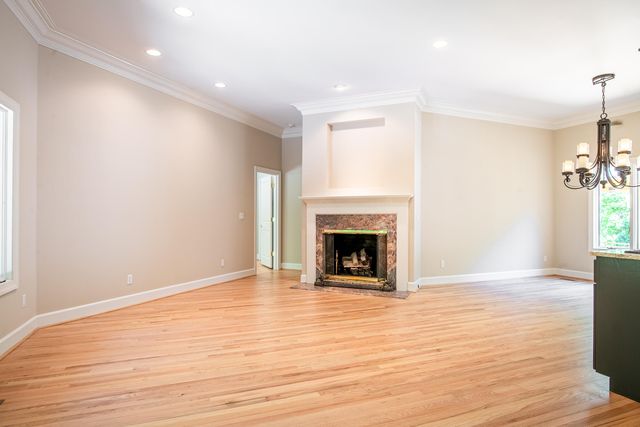 72 Cool Springs Road, Signal Mountain, TN 37377