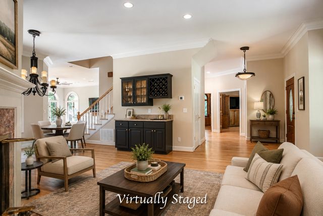 72 Cool Springs Road, Signal Mountain, TN 37377