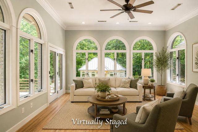 72 Cool Springs Road, Signal Mountain, TN 37377