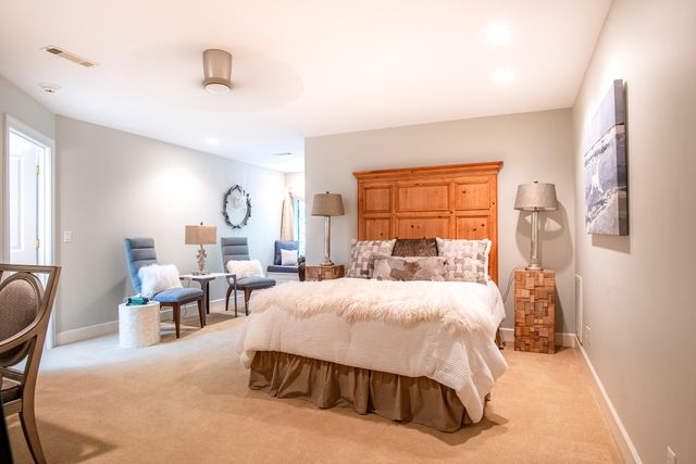 72 Cool Springs Road, Signal Mountain, TN 37377