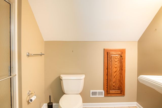 72 Cool Springs Road, Signal Mountain, TN 37377