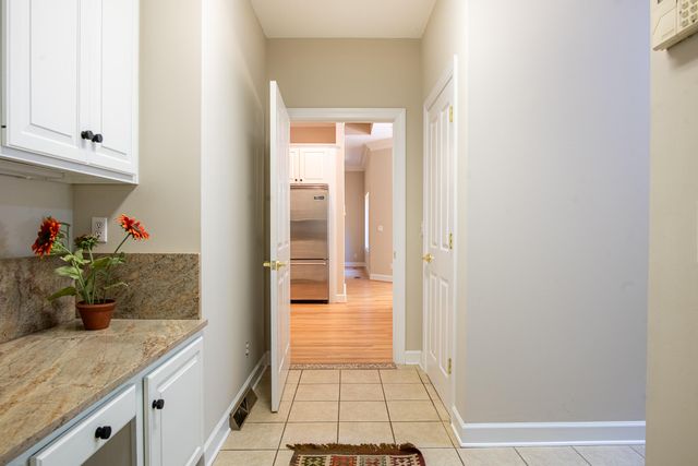 72 Cool Springs Road, Signal Mountain, TN 37377