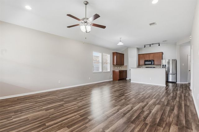 135 Piney Pathway, Magnolia, TX 77354