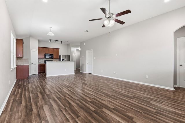 135 Piney Pathway, Magnolia, TX 77354