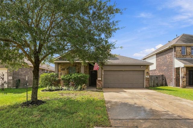 135 Piney Pathway, Magnolia, TX 77354