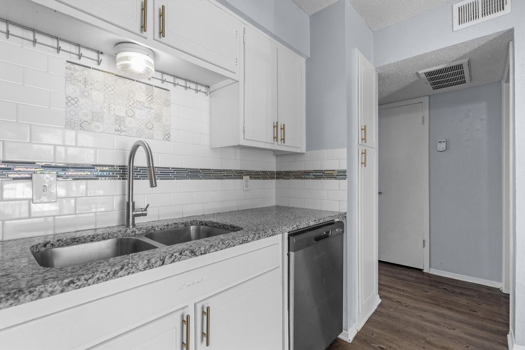 5606 Boca Raton Boulevard 247, Fort Worth, TX 76112 — photo 3