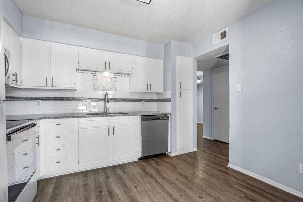 5606 Boca Raton Boulevard 247, Fort Worth, TX 76112 — photo 5