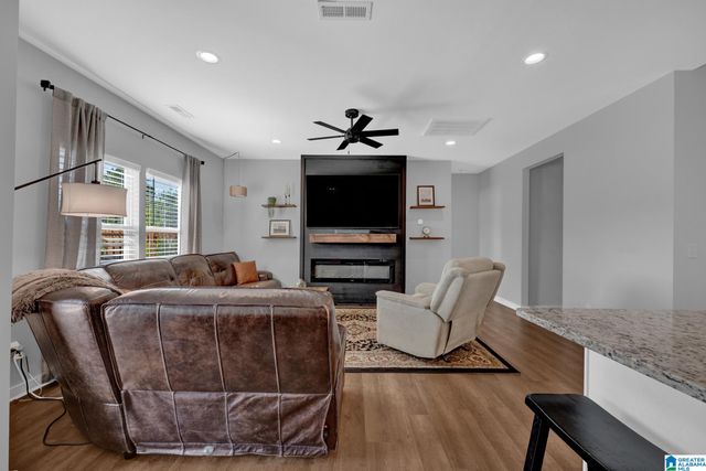 237 GLEN CROSS DRIVE, Trussville, AL 35173