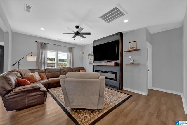 237 GLEN CROSS DRIVE, Trussville, AL 35173