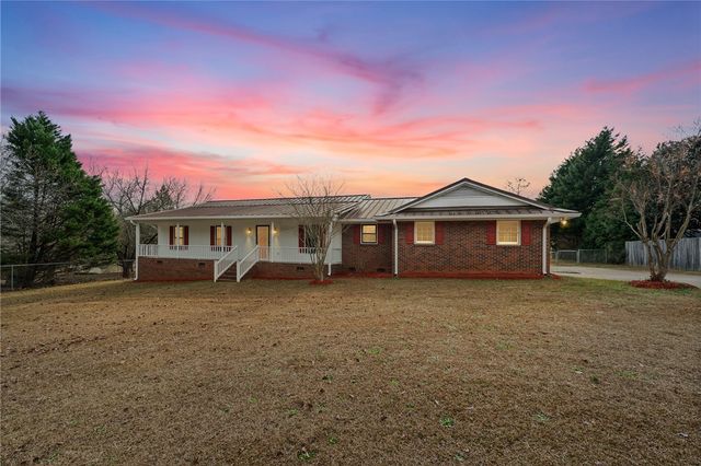 1109 Oak Hill Drive, Anderson, SC 29621