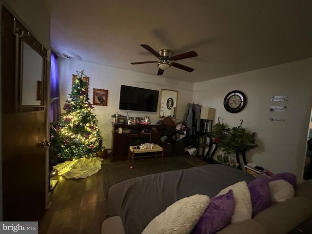 2051 MARGARET ST, Philadelphia, PA 19124